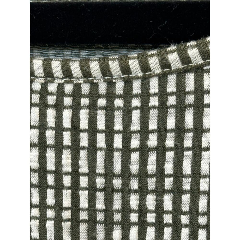 W5 size Medium front knot shirt - Picture 3 of 8